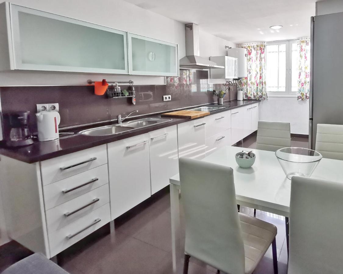 Neptuno Apartment: Sun, Beach And Relax In Huelin Малага Экстерьер фото