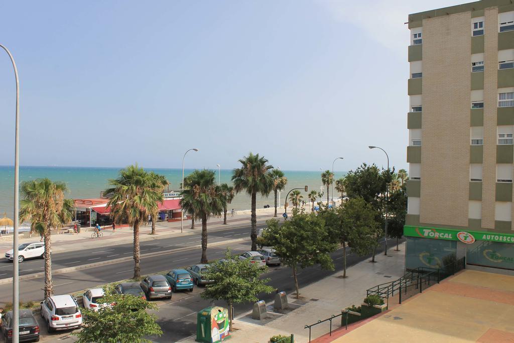 Neptuno Apartment: Sun, Beach And Relax In Huelin Малага Экстерьер фото